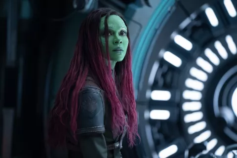 Guardians of the Galaxy VOL III: esto es lo que Zoe Saldaña sobre cómo fue volver a set Zoe Saldaña la rompe en el tercer volumen de Guardianes de la Galaxia.