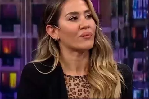 La receta de Jimena Barón para preparar la leche dorada Jimena Barón