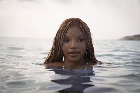 La Sirenita: cuándo estrena la remake live-action de Disney, en Argentina Halle Bailey es la nueva Ariel de la pantalla grande.