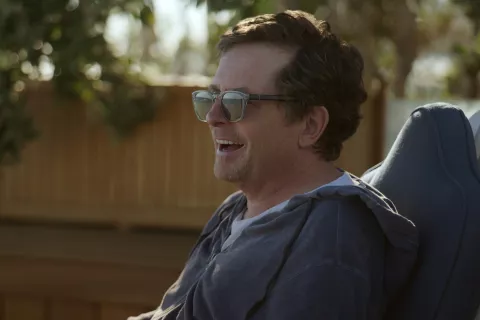 Michael J. Fox: Still, el documental en donde muestra su vida después del diagnóstico de Parkinson Still, el documental sobre la vida de Michael J. Fox, ya estrenó en AppleTv+.