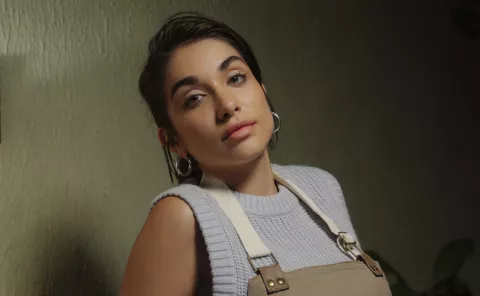 María Becerra estrenó su nuevo single Corazón Vacío María Becerra presentó Corazón vacío.
