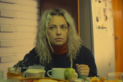 Blondi: cuándo sube a Amazon Prime Video la película de Dolores Fonzi Dolores Fonzi es Blondi, en su primera película como directora.