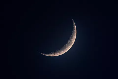 Ritual de Luna nueva: el momento ideal para intencionar lo que soñás Este ritual para intencionar es ideal para hacer durante luna nueva en Géminis.