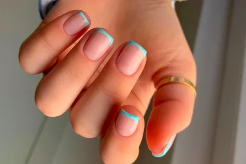 Uñas francesitas: 10 diseños fáciles para que te inspires y renueves este clásico de la manicura 10 diseños de uñas francesitas... con una vuelta de tuerca.