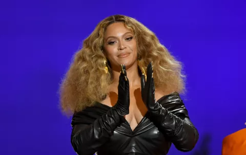 Culpan a Beyoncé por el aumento de la inflación en Suecia Beyoncé, la responsable de la inflación en Suecia.