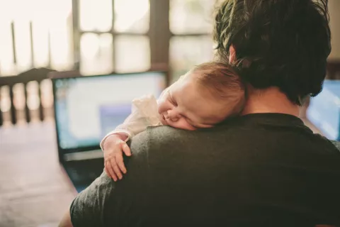 Día del Padre: ¿cuáles son los mejores libros sobre paternidad afectiva? Paternidad afectiva o del apego: ¿cómo se refleja en la literatura?