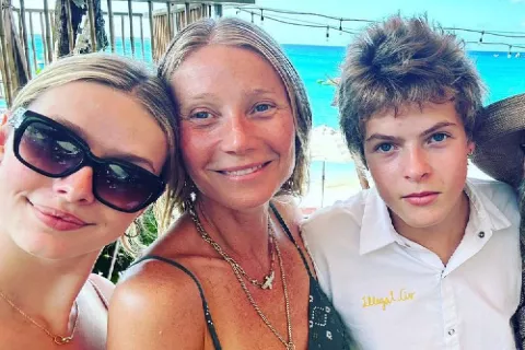 Apple: así está la hija de Gwyneth Paltrow y Chris Martin Gwyneth Paltrow, junto a sus hijos.