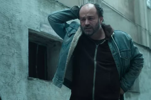 Barrabrava: así se creó el universo de la exitosa serie de Amazon Prime Video Gastón Pauls protagoniza Barrabrava de Amazon Prime Video.