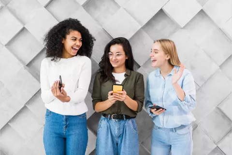 Redes sociales: ¿cuáles son las nuevas plataformas menos tóxicas elegidas por la generación Z? Freepik