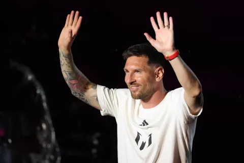 Lionel Messi en Miami: así es el multimillonario departamento donde vivirá con su familia Leonel Messi es presentado oficialmente en el Inter de Miami.