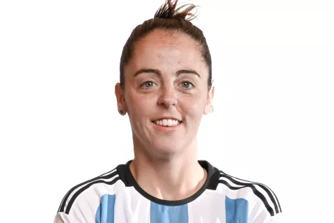 Mundial femenino de fútbol: ¿quién es Mariana Larroquette? Mariana Larroquette, una de nuestras jugadoras de la selección femenina de fútbol.