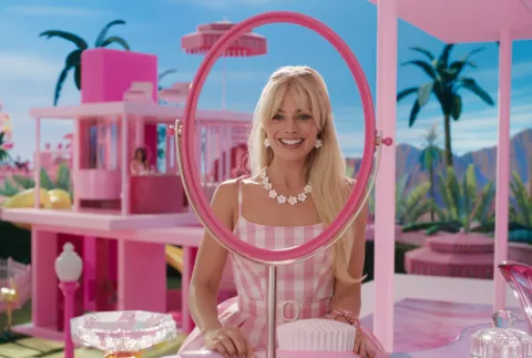 Estrenos del cine: 10 películas que llegan en julio y que no vas a querer perderte Margot Robbie es una Barbie de carne y hueso.