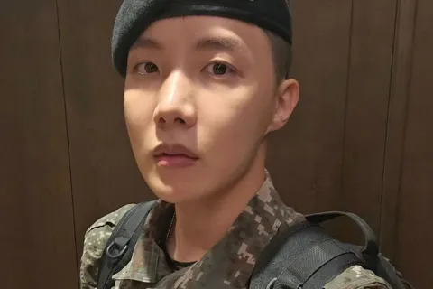 J-Hope de BTS: las fotos que compartió antes de volver al servicio militar Jung Ho-Seok antes de volver al servicio militar.