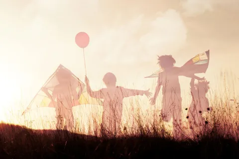 La neurociencia devela por qué nos faltan recuerdos de la infancia: ¿represión o amnesia disociativa? Falta de recuerdos en la infancia: ¿qué dice la neurociencia?