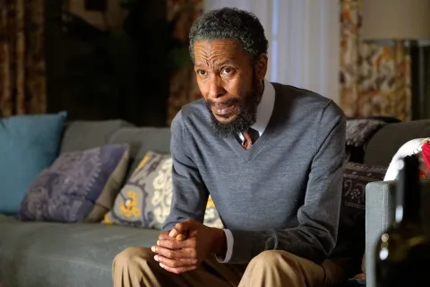 Falleció Ron Cephas Jones, el actor que dio vida a William en This is Us Ron Cephas Jones como William en This is Us.
