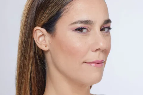 Make-up: este es el paso a paso definitivo para lograr el look barbiecore ideal El paso a paso para hacer un look barbiecore.