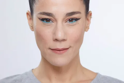 Make-up: así es el paso a paso para lograr unos increíbles graphic eyes Paso a paso para lograr unos increíbles graphic eyes.