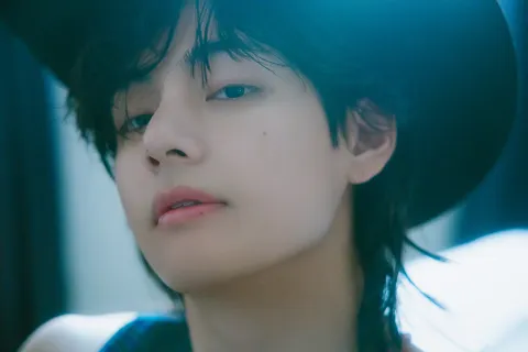 V de BTS: mientras rompe récords como solista, recuerda el momento más difícil de su vida V de BTS recuerda el momento más difícil de su vida.