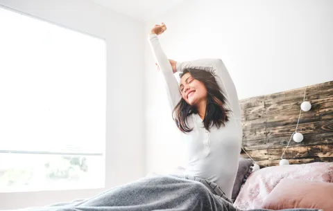 Qué hábitos de primera hora de la mañana nos pueden hacer más felices, según la IA Hábitos de la primera hora de la mañana para un despertar feliz.