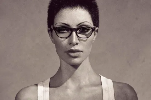 Kim Kardashian: se sumó a la tendencia del pelo corto con un radical cambio de look Kim Kardashian sorprendió a sus seguidores con un atrevido cambio de look.