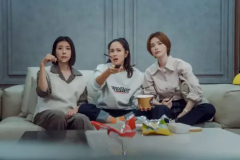 Estrenaron en 2022 y la prensa especializada los eligió como los mejores k-dramas del año 39 es el k-drama ideal si te gustó Las de la última fila.