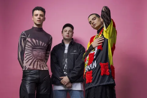 Usted Señalemelo: la banda argentina de indie rock que fue nominada en los Grammy Latinos Usted Señalemelo confirmó su fecha en el Luna Park.