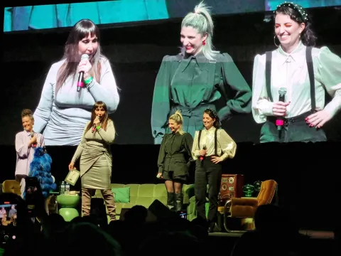 Moria Casán presentó su podcast "La One": "Mi novio me considera casi una virgen" Moria Casán presentó su podcast "La One".