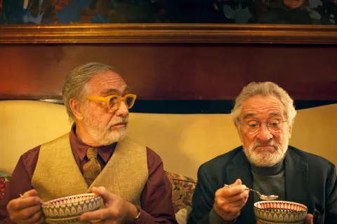 Estrenó la serie de Luis Brandoni y Robert De Niro: por dónde podés mirarla Luis Brandoni y Robert De Niro trabajan juntos en la nueva serie, Nada.