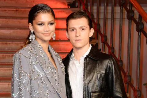 Zendaya: las divertidas fotos que Tom Holland compartió para celebrar su cumpleaños Zendaya cumplió años y Tom Holland lo celebra compartiendo sus sorprendentes fotos casuales.