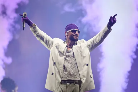 Maluma va a ser papá: así fue el anuncio en pleno show Maluma va a ser papá: así fue el anuncio en pleno show.