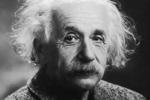 Las 5 mejores frases de Albert Einstein para ser más creativos Las 5 mejores frases de Albert Einstein para ser más creativos.
