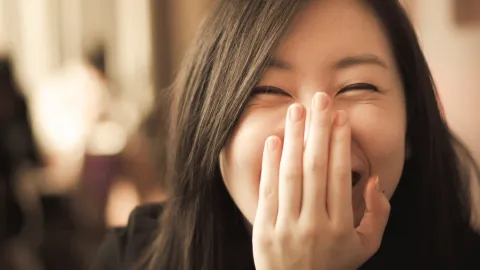 Nankurunaisa, la filosofía japonesa que se traduce como: "No te preocupes, sé feliz" La filosofía japonesa que te genera bienestar.