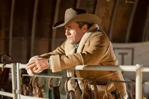¿Son reales los pezones perforados de Jon Hamm en la temporada 5 de Fargo? Jon Hamm revela la verdad detrás de las imágenes que enloquecieron a los fans de la serie Fargo.