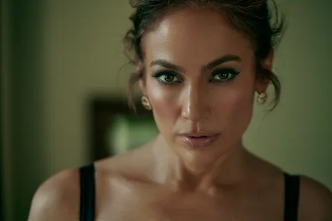 Jennifer Lopez anuncia la fecha de lanzamiento de This Is Me... Now, su nuevo álbum y película Jennifer Lopez anuncia la fecha de lanzamiento de This Is Me... Now.