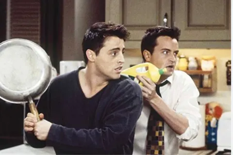 Matt LeBlanc, Joey en Friends, despidió a Matthew Perry: “Siempre sonreiré cuando piense en ti” Matt LeBlanc, Joey en Friends, despidió a Matthew Perry: “Siempre sonreiré cuando piense en ti”.
