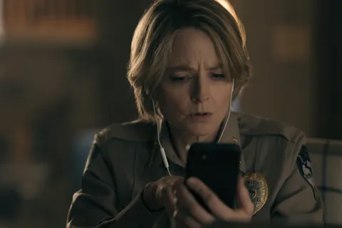Jodie Foster y Kali Reis protagonizan la nueva temporada de True Detective: cuándo estrena en HBO Max Jodie Foster es la gran protagonista de la cuarta temporada de True Detective.