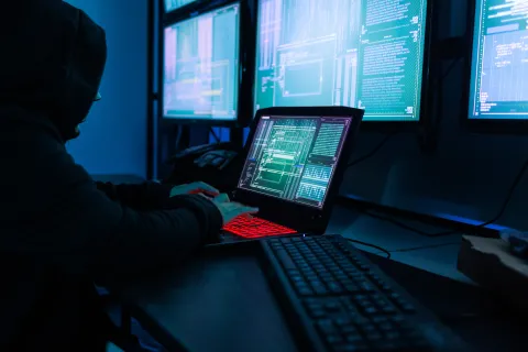 Ciberseguridad: estas son las principales amenazas que impactarán en empresas e individuos en 2024 Ciberseguridad: los 5 principales riesgos para el 2024.