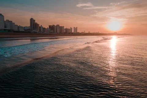 Vacaciones low cost: 5 planes para disfrutar del verano por menos de $40.000 al día costa_principal.jpg