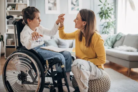 Día de la Discapacidad: qué hacer y qué no cuando interactuamos con una persona con discapacidad Discapacidad: qué hacer y qué no cuando interactuamos con alguien con una discapacidad.