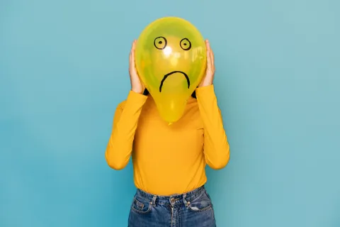 Especialistas advierten sobre los riesgos en la salud del "síndrome de diciembre" Qué es el efecto diciembre y por qué debemos cuidar nuestra salud.