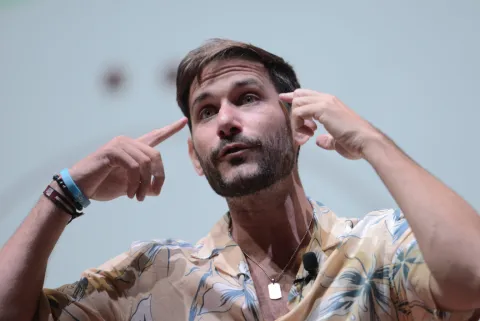Javier Santaolalla, el divulgador de ciencia con 10 millones de seguidores Javier Santaolalla, el mayor divulgador de ciencia.