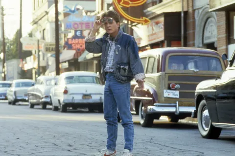 Volver al futuro 4: así es el tráiler de la película que queremos ver con Tom Holland Michael J. Fox es Marty McFly en Volver al futuro.