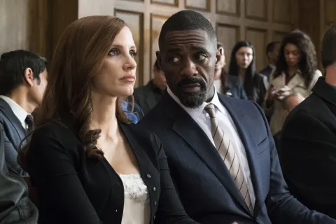 5 películas de HBO Max que deberías ver antes de que se vayan de la plataforma Jessica Chastain e Idris Elba protagonizan Apuesta maestra.