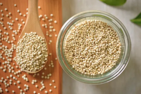 Por qué la NASA recomienda consumir quinoa, el superalimento que no te puede faltar.