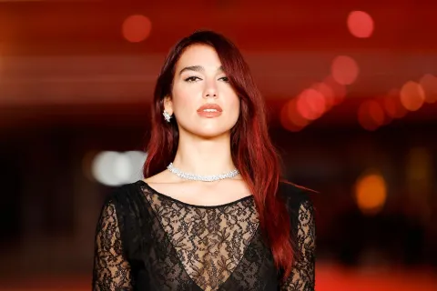 Dua Lipa se encuentra trabajando en su último disco