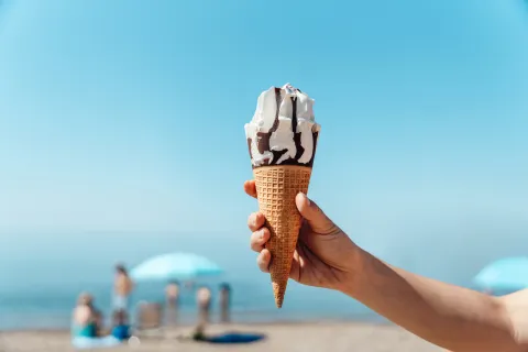 Las mejores heladerías de Mar del Plata que los locales aman El helado, uno de los postres preferidos del verano, tiene sitios imperdibles en la ciudad de Mar del Plata.