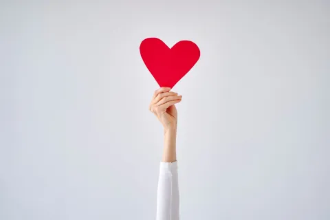 San Valentín: 15 famosas frases que hablan sobre el amor 15 frases ideales para compartir durante San Valentín.