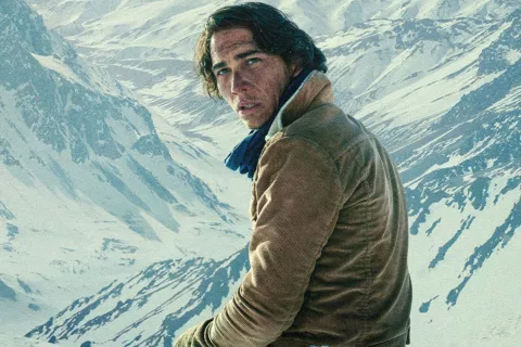 La Sociedad de la Nieve fue nominada como Mejor Película de habla no inglesa en los BAFTA Enzo Vorgincic como Numa Turcatti en La Sociedad de la Nieve.