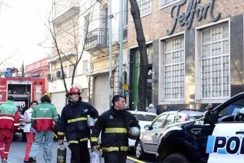 Incendio en la fábrica de Felfort: ¿qué pasó? Incendio en la fábrica de Felfort: ¿qué pasó?
