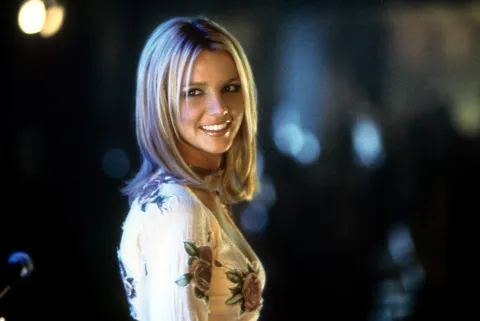 Britney Spears acaba de llegar a Netflix: la película Crossroads ya es furor y por primera vez está en streaming Britney Spears es la protagonista de Crossroads: Amigas para siempre.